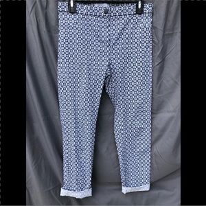Slim Printed Pants-Professional or Casual